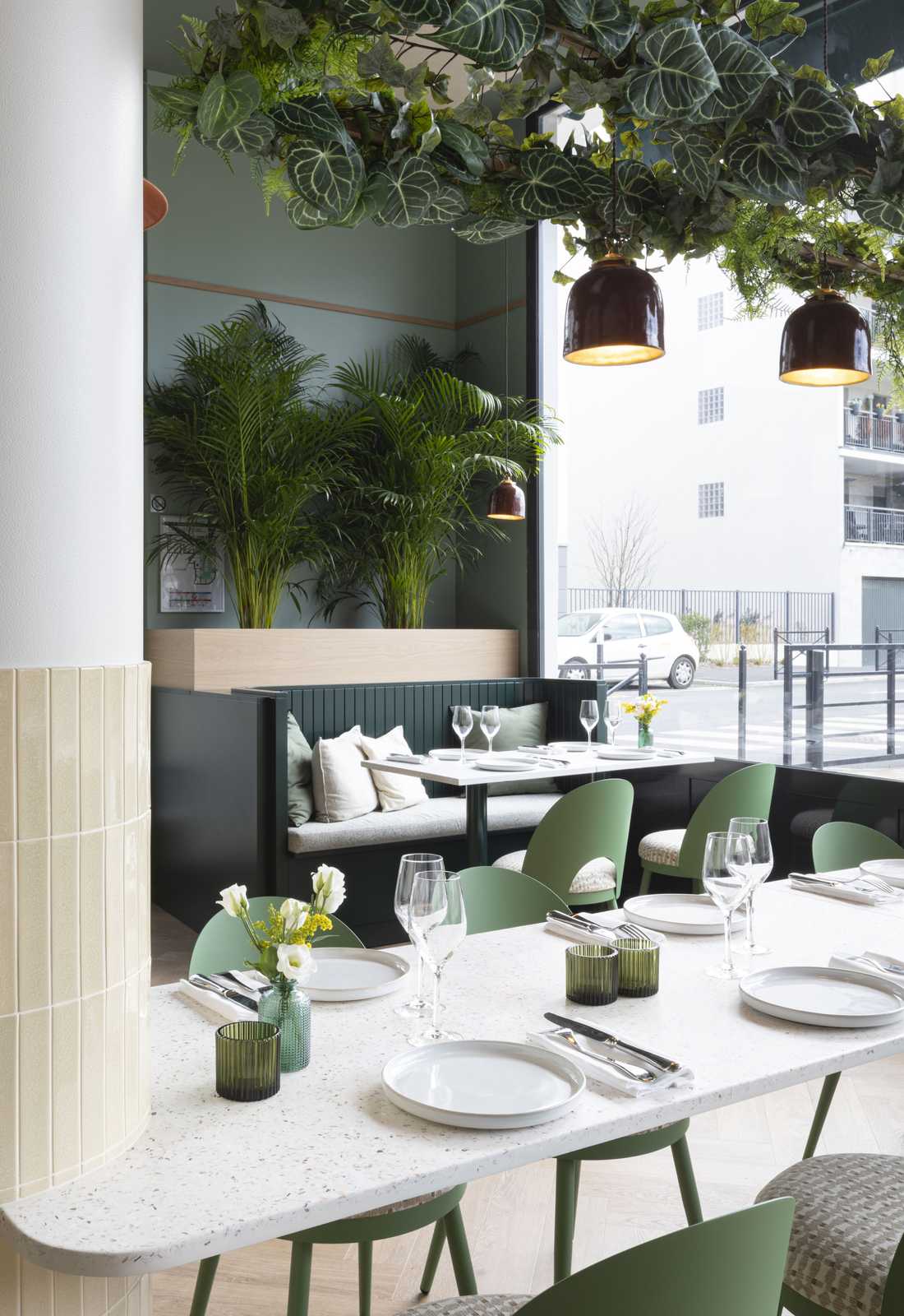 Aménagement intérieur d'un restaurant haut de gamme par un architecte en Gironde