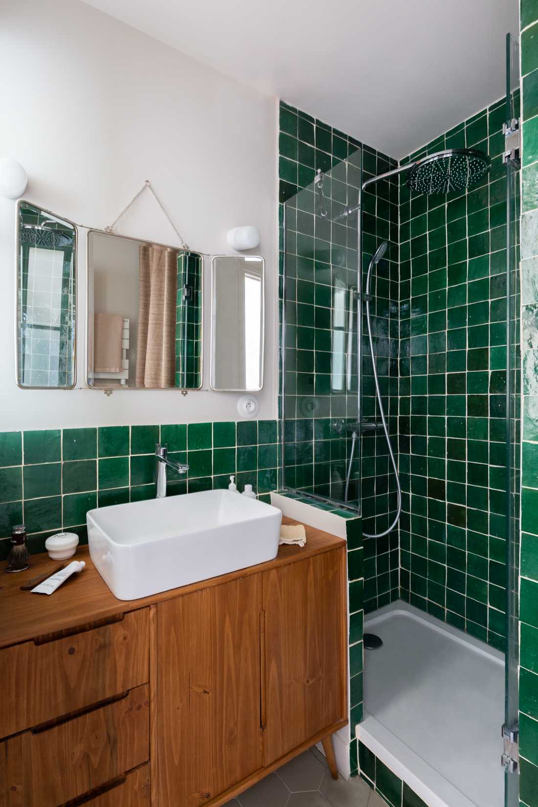 Relooking d'intérieur d'une salle de bain avec un décorateur d'intérieur en Gironde