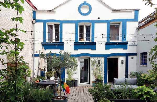 Greening of a ground-floor courtyard