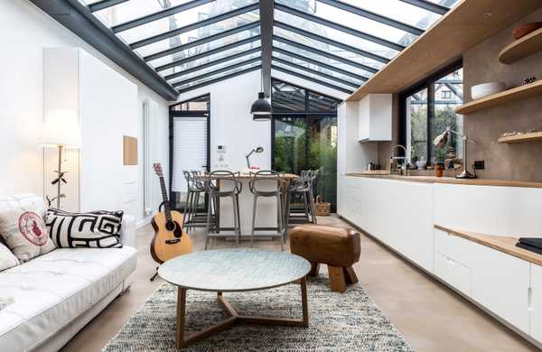 Restructuration complète d'un loft au style industriel par un architecte d'intérieur à Bordeaux